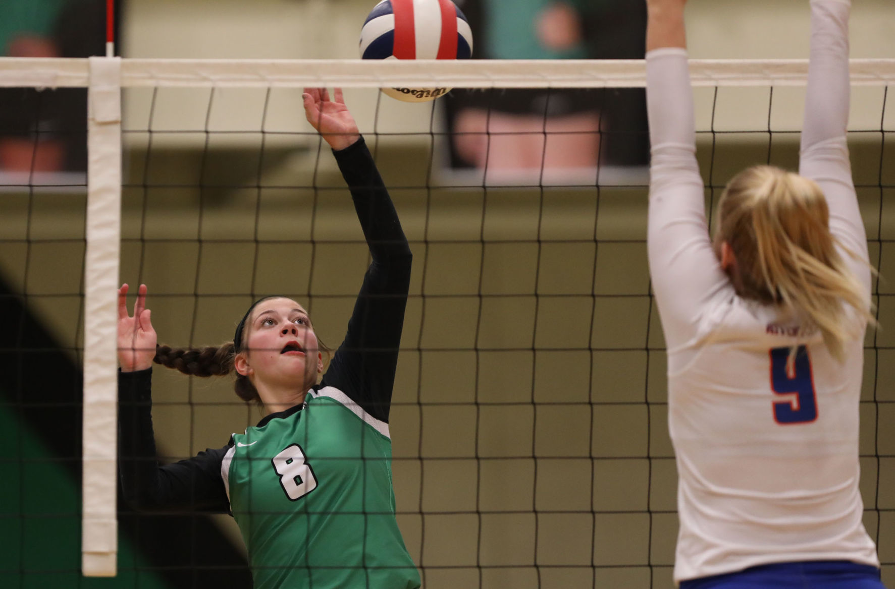 Meridian vs Riverton volleyball 2 9.10.18.jpg
